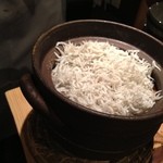 器楽亭 - そこへー山利商店の釜あげシラスをー