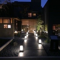 賛否両論 名古屋 - 建物外観　アプローチ
