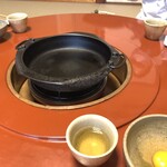 金谷 - 鍋は肉厚