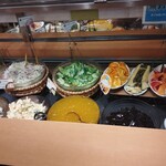 ブロンコビリー - 種類多くて綺麗な盛り付け