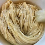 とものもと - 柚子氷の氷水でキンキンに冷えた麺