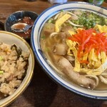 沖縄郷土料理あわもり　ゆうなんぎい - 