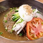 Tonkan - スープが絶品の超冷たい【冷麺】