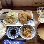 Ajifurai Tarutaru Shokudou - あじフライ定食。