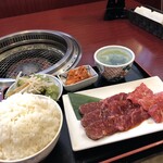 Taiyouen - 焼肉盛合せランチ1408円