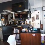 LEON'S COFFEE - 店内