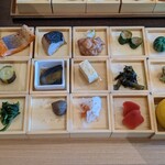 214606991 - 盛合わせ升箱