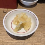 Kaisen Kushi Tempura Nakano Ya Higashi Naka Noten - ガリ。到着した天ぷらに圧倒されて、定食の写真を撮るのを忘れてしまった。