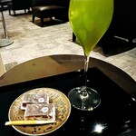 JAL ファーストクラスラウンジ - 