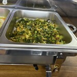 BLOSSOMS SRI LANKAN RESTAURANT - 青菜の炒めもの。なんて言うのか分からず…。でも野菜も食べる