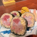 こたつ ねこ - 海鮮太巻きすし