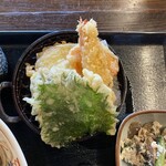釜銀 - ツーシャドウの一角。天ぷらが美味しくて安い。ありがたやー。