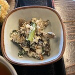 釜銀 - 地味だけど、確実にツーシャドウの一角です。こういうところに手をかけるお店は安心できます。