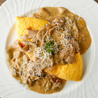 Porcini and cheese omelette