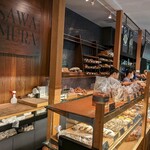 SAWAMURA Karuizawa Harunireterasu - Bread in the Showcase