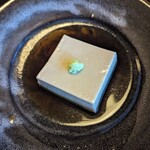 東京 芝 とうふ屋うかい - 胡麻とうふ