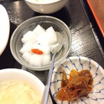 東北餃子房 - ザァサイ、杏仁豆腐アップ