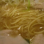 ラーメンの坊歩 - 麺とスープ