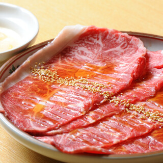 The top loin of Gunma Prefecture's branded meat ``Joshu Beef'' is eaten in a particular way.