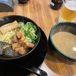 Ichikakudou - 魚介とんこつつけ麺　950円