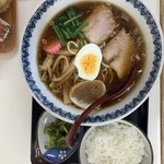 Seiyouken - 特製醤油ラーメン+小ライス