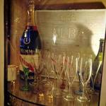 アルバカフェ - 記念日にシャンパンで乾杯☆