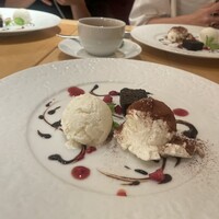 Osteria UVA RARA 横浜 - 