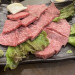 炭火焼肉　頂 - 