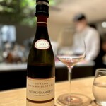 マンサルヴァ - 素人的に、こちらも豚に合うかと思いましたが、明らかにキャンティ・クラシコに軍配ですね(^^)
      これはこれで、少し芯のある「らしい」ジュヴレ・シャンベルタンで美味しいです♪