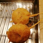 Kushikatsu Shirotaya - たこ焼きの串揚げ