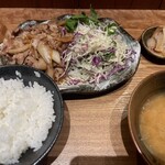 酒場シナトラ - 豚の生姜焼き定食