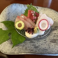 人形町今半 本店 - 2023年8月 集コース　刺身　鮪、カンパチ、鯛