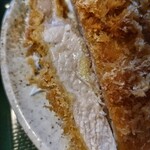 おいしんぼ - 厚い肉から肉汁滴るベストな揚げ具合！