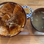 食堂と喫茶 ポッポテイ - 豚丼