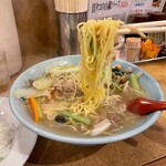 南海飯店 - 五目汁そばの麺