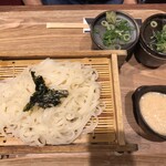 麦とろ物語 with ヘルシー麺 - 稲庭うどん690円　大盛280円