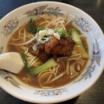 龍王亭 - トンポーロー麺