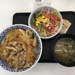 吉野家 - 豚丼特盛、サラダセット(ゴマドレ)