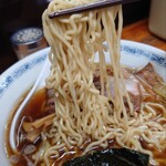 中華そば つけ麺 甲斐 - 郷愁感あるスープと麺