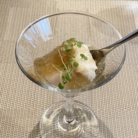 エピセ - 左下に帆立　右に甘海老の練り物のようなもの