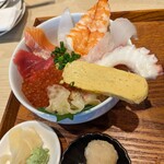 Sushiya Kotobuki - 海鮮丼