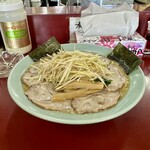 東港ラーメンショップ - ミソチャーシュー 大 トッピング ネギ合え