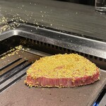 元麻布 牛牛 離宮 - 上州かとう牛のシャトーブリアン。美味し。