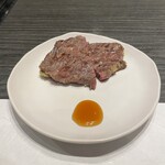 元麻布 牛牛 離宮 - カイノミのわさび漬け。美味し。