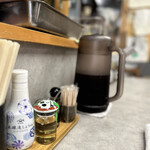 虹屋 - カウンター席で実食