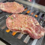 焼肉 栄養楼 - 