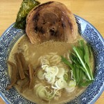 土浦ラーメン - 濃厚鶏白湯炙り厚切りチャーシューメン(小)   1300円