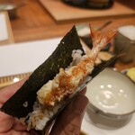 天婦羅 みやしろ - 海老天の海苔巻き