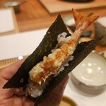 天婦羅 みやしろ - 海老天の海苔巻き