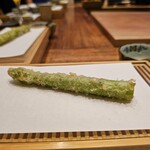 天婦羅 みやしろ - アスパラの天婦羅